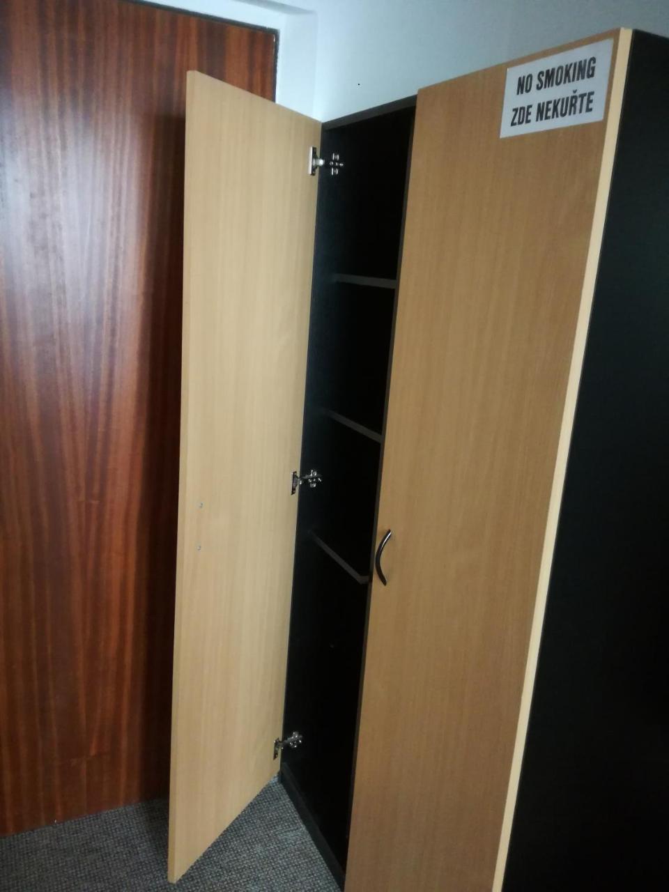 Hotel Hlaska Zlenice Rum bild